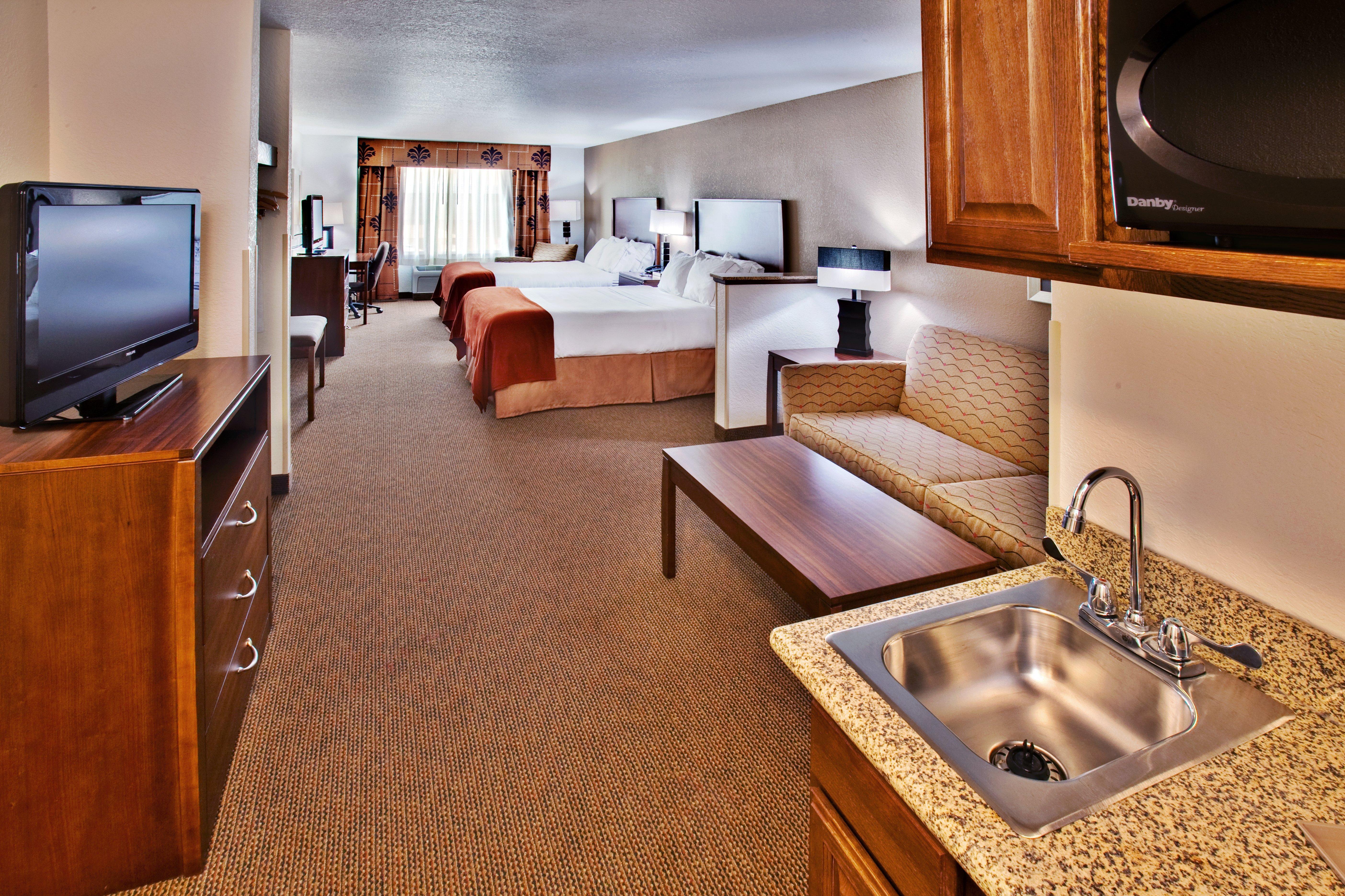 Holiday Inn Express Hotel & Suites - Dubuque West By Ihg Ngoại thất bức ảnh